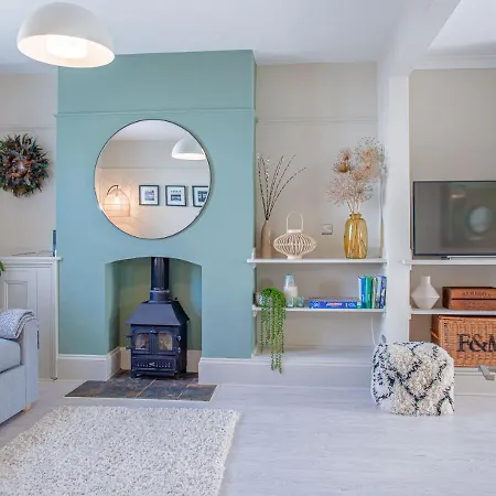 Stunning Townhouse With Large Garden - Sleeps 8! Villa Cheltenham Exterior photo