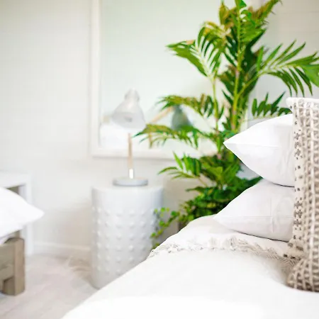 Stunning Townhouse With Large Garden - Sleeps 8! Villa Cheltenham Exterior photo